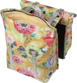 Basil Bloom Field Dubbele Fietstas - 28-35 Liter - Geel 14 Basil Bloom Field Dubbele Fietstas - 28-35 Liter - Geel -Velo Pour Tous 1110x1200 3