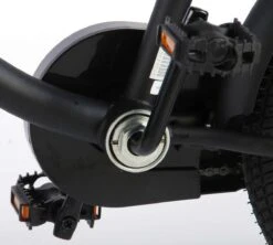 Volare Batman Kinderfiets - Jongens - 16 Inch - Zwart/Blauw - 95% Afgemonteerd -Velo Pour Tous 1200x1078