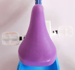 Volare Disney Frozen Kinderfiets - Meiden - 12 Inch - Blauw Paars - Doortrapsysteem -Velo Pour Tous 1200x1122