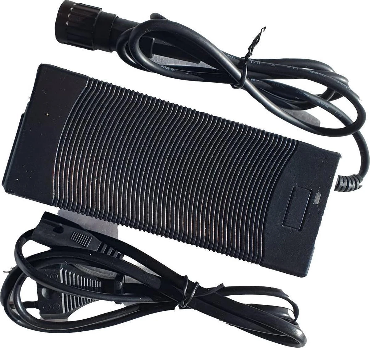 Acculader Gazelle Li Ion Accu E-bike Innergy 36v 2A Vervanging 5 Acculader Gazelle Li Ion Accu E-bike Innergy 36v 2A Vervanging – Image 5