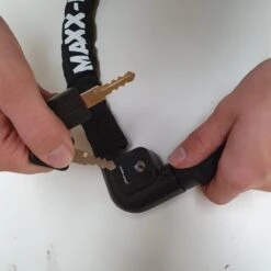 Maxx-Locks Bulls Kettingslot - Solid Pantserslot Uit Gehard Staal - Gebruik Slot Lock Motor Scooter Fiets Motorslot Scooterslot - Alternatief Voor Ketting Ringslot Cijferslot Kabelslot Beugelslot - Lengte 100CM Dikte 8MM - Zwart 16 Maxx-Locks Bulls Kettingslot - Solid Pantserslot Uit Gehard Staal - Gebruik Slot Lock Motor Scooter Fiets Motorslot Scooterslot - Alternatief Voor Ketting Ringslot Cijferslot Kabelslot Beugelslot - Lengte 100CM Dikte 8MM - Zwart -Velo Pour Tous 1200x1200 357