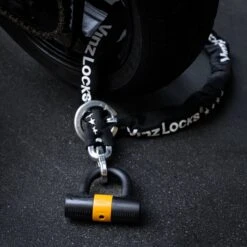 VINZ Trivor ART 4 Kettingslot - 200 Cm Motorslot Van Gehard Staal Met Ring / Scooterslot Met Hangslot / Schijfremslot 11 VINZ Trivor ART 4 Kettingslot - 200 Cm Motorslot Van Gehard Staal Met Ring / Scooterslot Met Hangslot / Schijfremslot -Velo Pour Tous 1200x1200 472