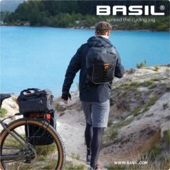 Basil Miles Tarpaulin Fietsrugzak - Enkele Fietstas - Zwart - 17 Liter -Velo Pour Tous 1200x1200 507