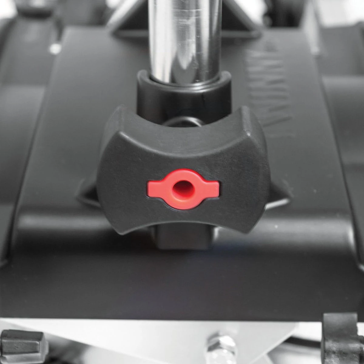 Twinny Load Fietsendrager E-Carrier II - Kantelbaar - Trekhaak - 2 Fietsen - Afsluitbaar 2 Twinny Load Fietsendrager E-Carrier II - Kantelbaar - Trekhaak - 2 Fietsen - Afsluitbaar – Image 2