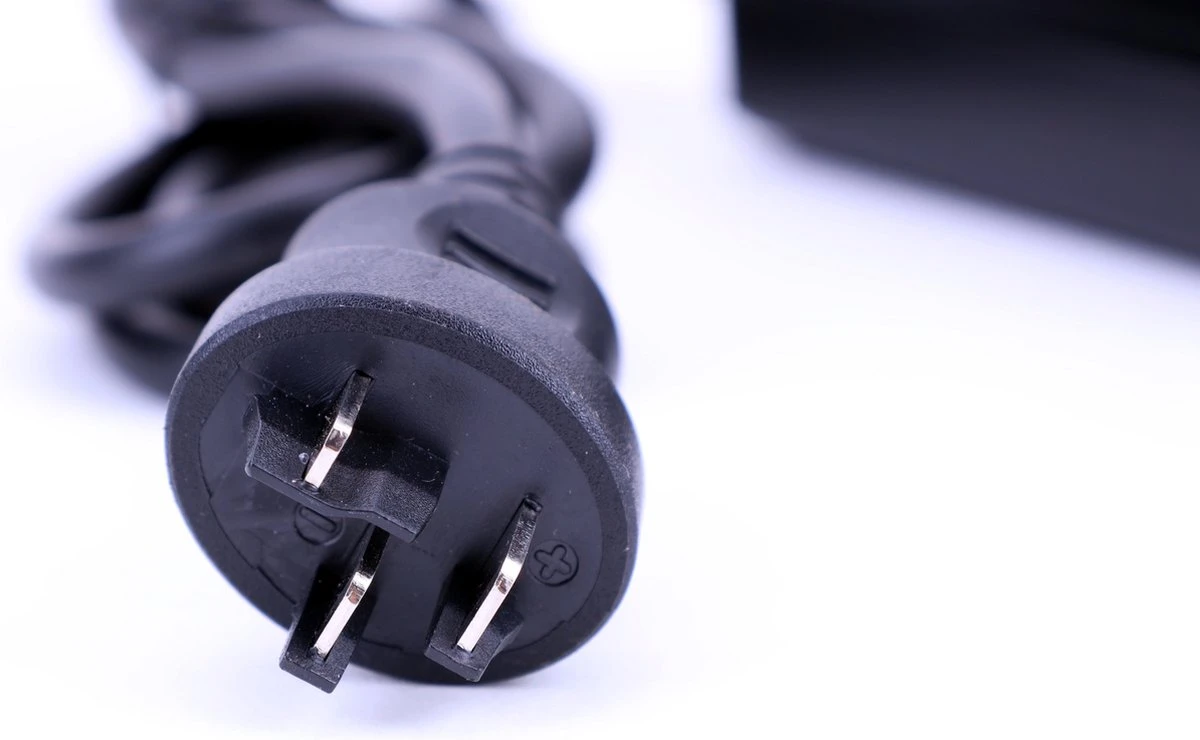 Merkloos Bosch Electrsiche Fiets - Ebike Oplader Universeel Active /performance - 36 Volt - 2 Ah Output 2 Merkloos Bosch Electrsiche Fiets - Ebike Oplader Universeel Active /performance - 36 Volt - 2 Ah Output – Image 2