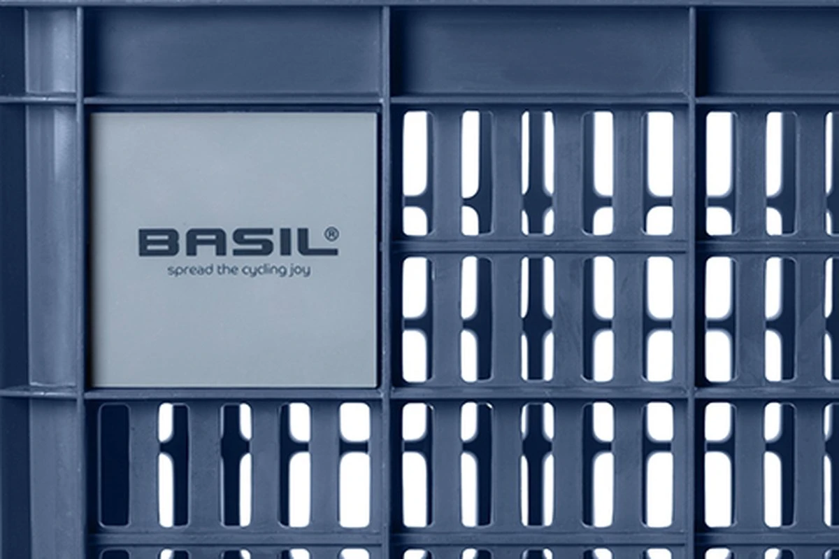 Basil Fietskrat M - Medium - 29.5 Liter - Blauw 3 Basil Fietskrat M - Medium - 29.5 Liter - Blauw – Image 3