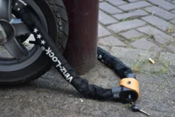 VINZ Jannu ART 3 Kettingslot 150 Cm / Fietsslot / Scooterslot / Motorslot 9 VINZ Jannu ART 3 Kettingslot 150 Cm / Fietsslot / Scooterslot / Motorslot -Velo Pour Tous 1200x800 170