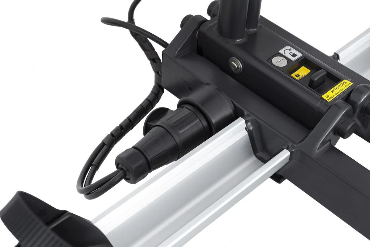 XLC Azura LED Fietsendrager - 2 Fietsen - E-Bike - 13/7 Polig 3 XLC Azura LED Fietsendrager - 2 Fietsen - E-Bike - 13/7 Polig – Image 3