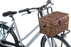 Basil Denton Fietsmand M - Voor - Rotan - Bruin - Medium -Velo Pour Tous 1200x805 9