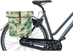 Basil Bloom Field Dubbele Fietstas - 28-35 Liter - Geel 17 Basil Bloom Field Dubbele Fietstas - 28-35 Liter - Geel -Velo Pour Tous 1200x840 10