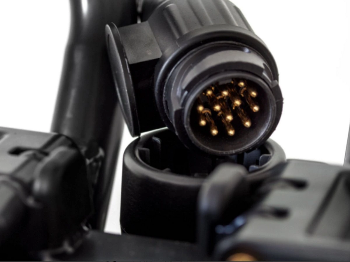 XLC Azura LED Fietsendrager - 2 Fietsen - E-Bike - 13/7 Polig 11 XLC Azura LED Fietsendrager - 2 Fietsen - E-Bike - 13/7 Polig – Image 11