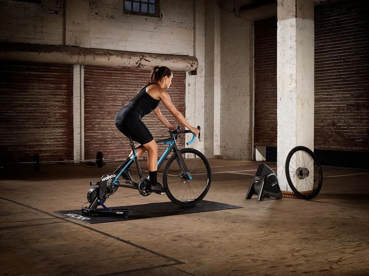 Wahoo Fitness Fiestraineraccessoire Wahoo KICKR HEADWIND - Zwart 9 Wahoo Fitness Fiestraineraccessoire Wahoo KICKR HEADWIND - Zwart – Image 9