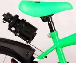 Volare Sportivo Kinderfiets - Jongens - 18 Inch - Neon Groen Zwart - 95% Afgemonteerd -Velo Pour Tous 1200x996 2