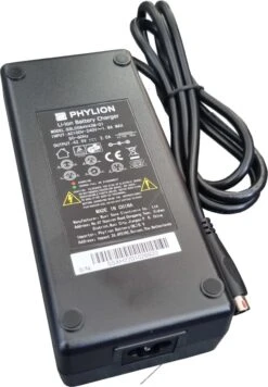 Stella Acculader - Elektrische Fietsoplader - 5-polig - Ronde Aansluiting 8 Stella Acculader - Elektrische Fietsoplader - 5-polig - Ronde Aansluiting -Velo Pour Tous 832x1200 6