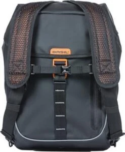 Basil Miles Tarpaulin Fietsrugzak - Enkele Fietstas - Zwart - 17 Liter -Velo Pour Tous 990x1200